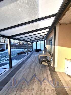 überdachte Terrasse - 