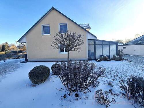 Hausansicht vom Garten - 