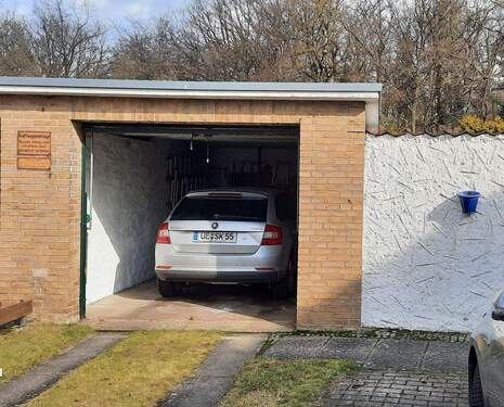 Garage geöffnet.jpg - 