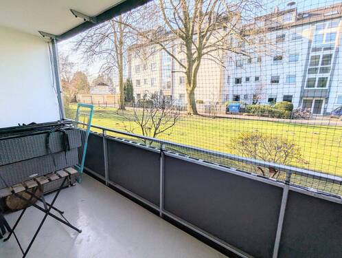 Große Loggia - 2 Zimmer Etagenwohnung zur Miete in Pinneberg