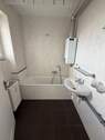 Tageslichtbad mit Wanne - 