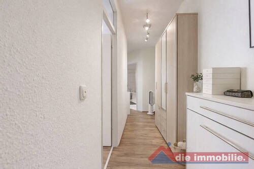 Flur - 2 Zimmer Etagenwohnung in Magdeburg