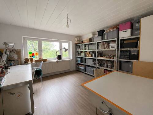 Helles Arbeitszimmer - 
