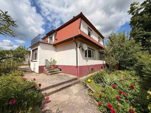 Freistehendes Einfamilienhaus - Einfamilienhaus mit 130,00 m&sup2; in Ansbach zur Miete