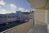 sonniger Balkon - 'Gemütlich und Sonnig' - 2 Zimmer-Balkonwohnung - Whg 7