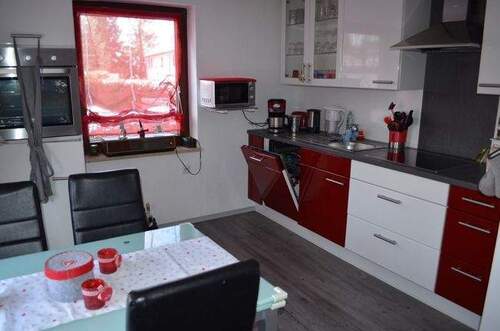 EG: Küche - 6 Zimmer Doppelhaushälfte zum Kaufen in Utting am Ammersee