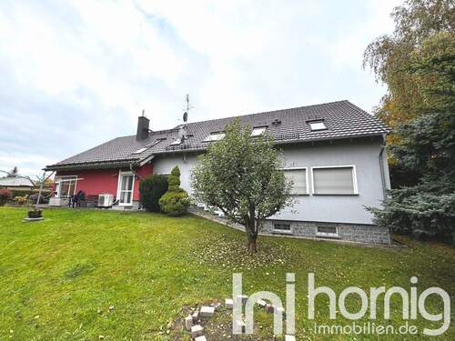 Hauptansicht - Einziehen und Wohlfühlen - Wohntraum mit Ausbaureserve in Ebersbach