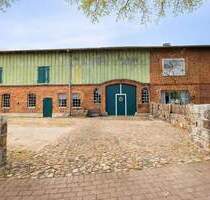 Außergewöhnlich gepflegter Resthof mit zwei Wohneinheiten - provisionsfrei - Luhnstedt