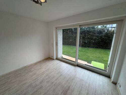 helle großzügige Räume - 8 Zimmer Doppelhaushälfte zum Kaufen in Dachau