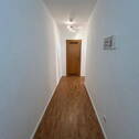 Flur mit Abstellkammer - 