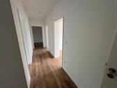 Flur - Etagenwohnung mit 75,00 m&sup2; in Norderstedt zur Miete