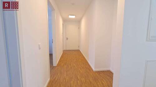 Diele - Etagenwohnung mit 91,20 m² in Frankfurt zur Miete