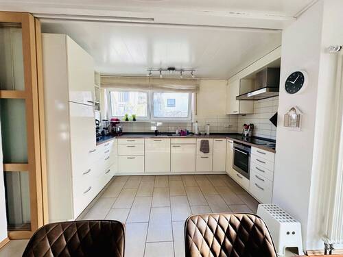 Kochen - 6 Zimmer Einfamilienhaus in Erzenhausen