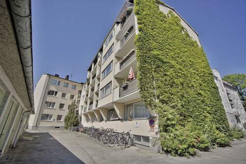 der Innenhof - 2 Zimmer Etagenwohnung zum Kaufen in München