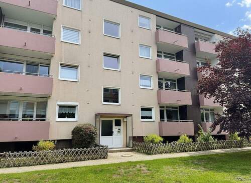 Hausansicht - 4 Zimmer Etagenwohnung zum Kaufen in Wolfenbüttel