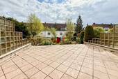 Grosszügige Terrasse - 