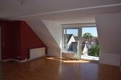 Wohnzimmer (IV) - Etagenwohnung mit 82,00 m&sup2; in Bad Nauheim zum Kaufen