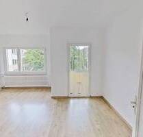 Helle 3-Zimmer-Wohnung mit sonnigem BALKON in Duisburg-Meiderich