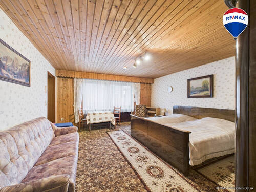 RE/MAX Immobilien DeLux Schlafzimmer UG - 