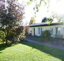 stadtnah + strandnah --- im Bungalowstil am Ortskern - Elmenhorst/Lichtenhagen