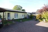 Hausansicht - 5 Zimmer Bungalow zum Kaufen in Elmenhorst/Lichtenhagen