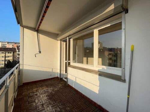 Balkon - Etagenwohnung mit 69,00 m&sup2; in Stuttgart zum Kaufen