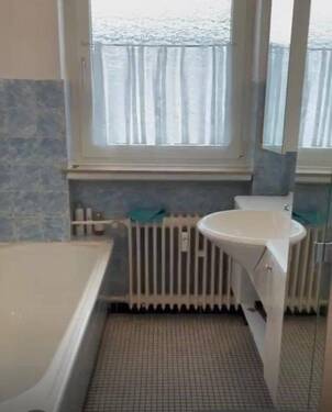 Badezimmer 1. OG - 