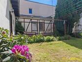 Freisitz im Garten - 8 Zimmer Mehrfamilienhaus, Wohnhaus in Frankenberg