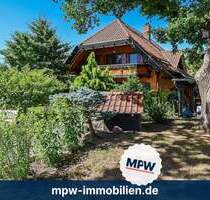 Ein Stück Tirol in Köpenick: Alpencharme auf sonnigem Grundstück - Berlin