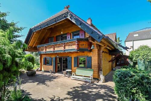 Hausansicht - 4 Zimmer Einfamilienhaus zum Kaufen in Berlin