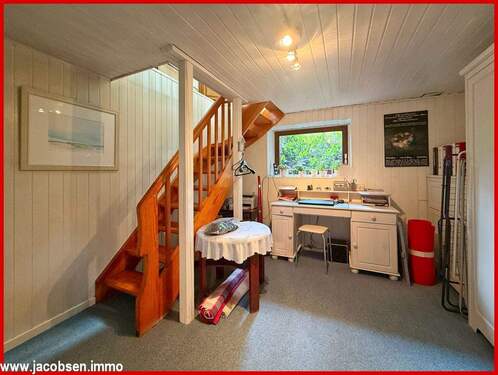Büro im Souterrain - 