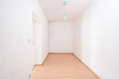 WE9 Flur - Etagenwohnung mit 80,20 m² in Berlin zum Kaufen