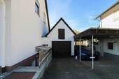 Garage - 1 Zimmer Einfamilienhaus in Hiddenhausen