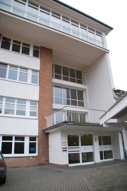 Außenansicht Haus - Bad Driburg - 3 Zimmer Wohnung mit Balkon - ruhige Wohnlage