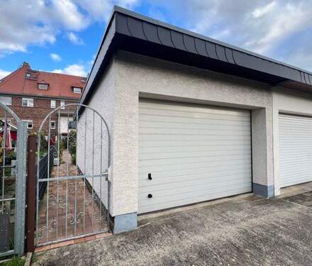 Garage mit Gartenzugang - 