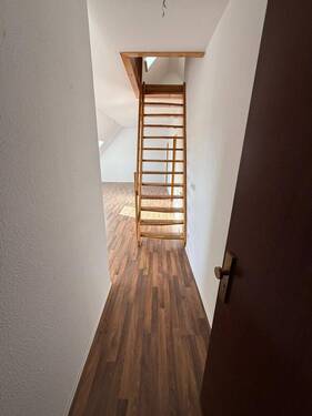 Flur - Etagenwohnung mit 48,00 m&sup2; in Beilrode zur Miete