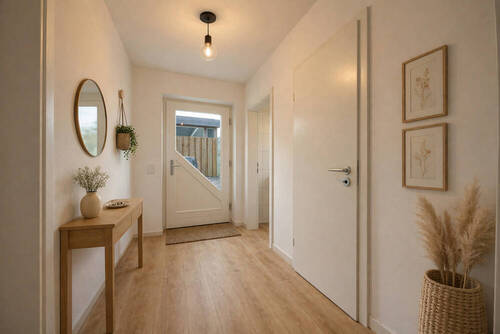 200-2585_Flur_a_gestaged - 