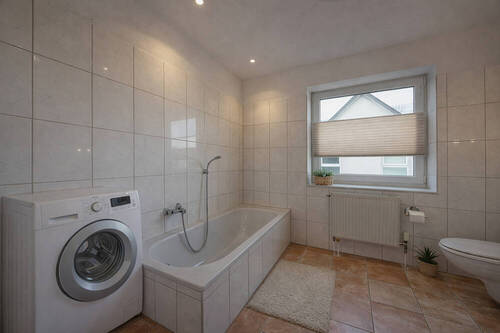 200_2585_Bad_gestaged - 