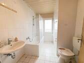Badezimmer (EG) - 