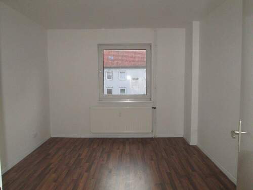 Schlafzimmer - 3 Zimmer Etagenwohnung zur Miete in Salzgitter