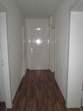 Flurbereich - Etagenwohnung mit 52,00 m&sup2; in Salzgitter zur Miete