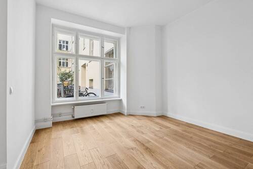 Zimmer 2 - 
