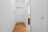 Flur - 2 Zimmer Etagenwohnung zum Kaufen in Berlin