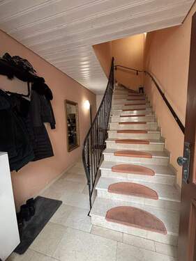 KG_Diele, Eingangsbereich.JPG - 5 Zimmer Doppelhaushälfte zum Kaufen in Nandlstadt