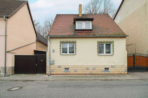 Hausansicht(1) - 3 Zimmer Einfamilienhaus zum Kaufen in Mücheln (Geiseltal)