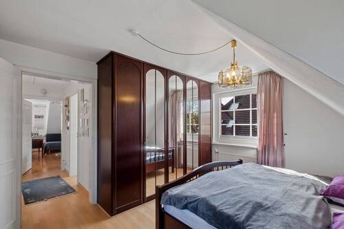 Schlafzimmer Blick zum Flur - 