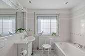 Badezimmer im Obergeschoss - 