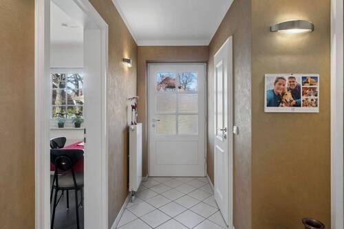 zurück zum Eingangsbereich - 