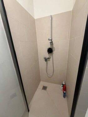 Moderner Duschbereich - 