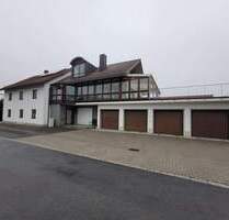 Großzügiges 3-Parteienhaus Nähe OsterhofenLangenisarhofen